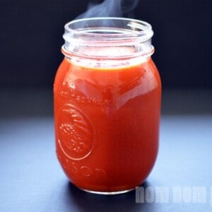 Paleo Sriracha (Homemade 20-Minute Sriracha) by Michelle Tam / Nom Nom Paleo