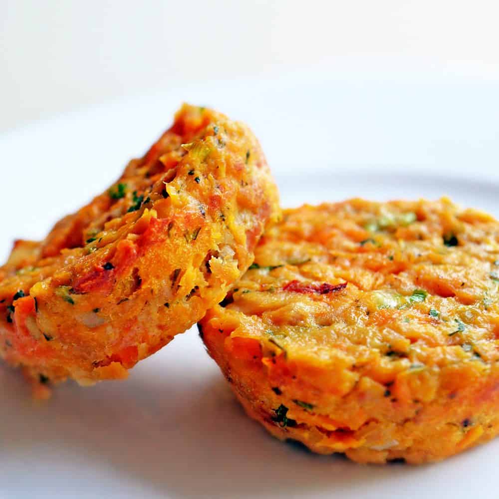 Whole30 and Paleo Spicy Tuna Cakes (Paleo, Whole30, Gluten Free) Nom