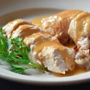 Instant Pot (Pressure Cooker) Chicken & Gravy by Michelle Tam https://nomnompaleo.com