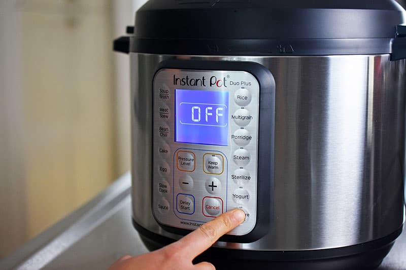 The front display of an Instant Pot Duo Plus.