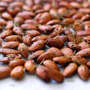 Roasted Rosemary Almonds by Michelle Tam https://nomnompaleo.com
