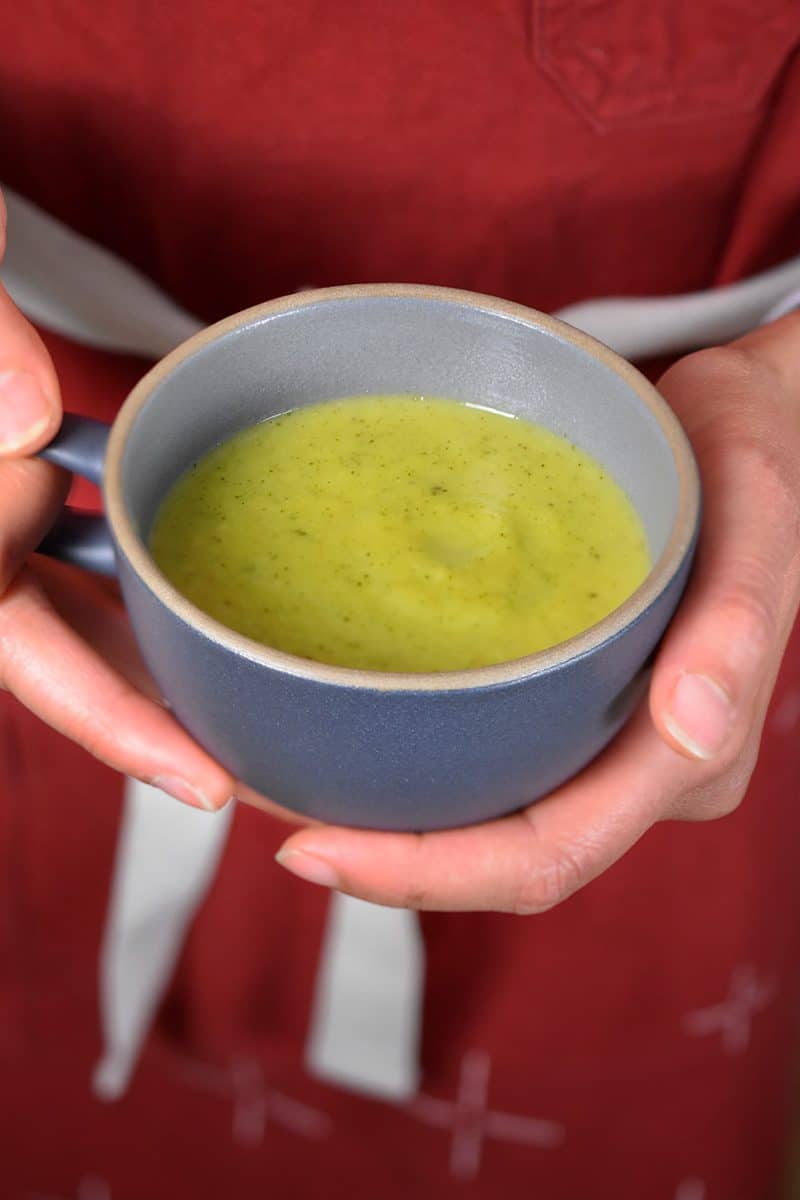 Whole30 Day 22: Curried Cream of Broccoli Soup by Michelle Tam / Nom Nom Paleo https://nomnompaleo.com