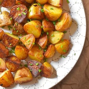Instant Pot (Pressure Cooker) Crispy Potatoes by Michelle Tam / Nom Nom Paleo https://nomnompaleo.com