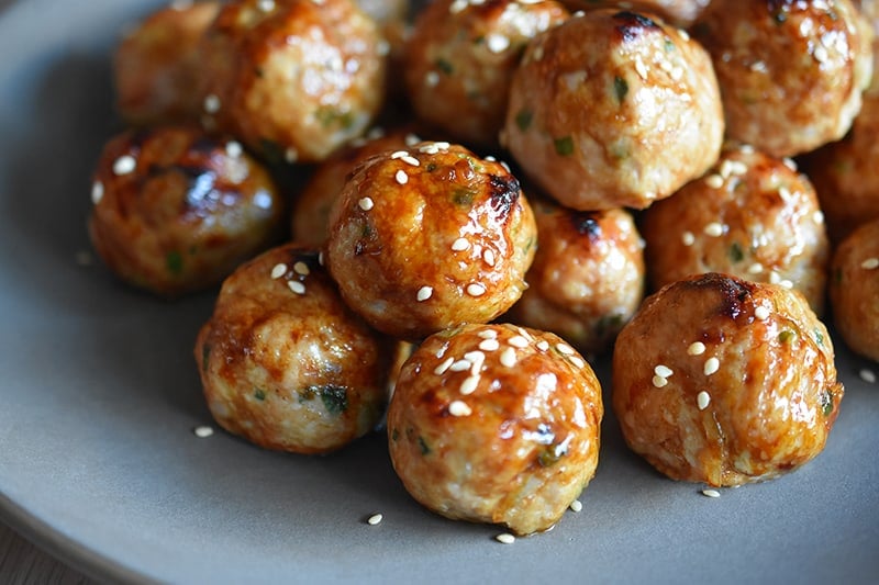 مشرق بيرس هبة  Tsukune (Japanese Chicken Meatballs) - Nom Nom Paleo®