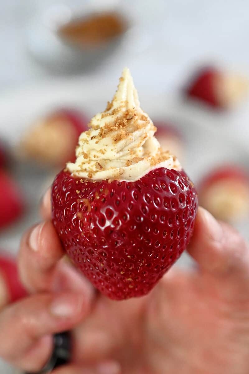 Cheesecake Stuffed Strawberries (Paleo, Vegan)Michelle TamNom Nom Paleo®